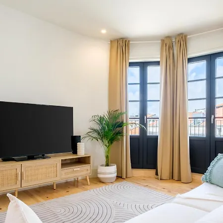 Art Deco 41 Luxury Downtown Metro Ac Apartment